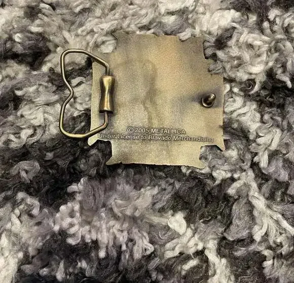 Vintage 2005 Metallica Ninja Star Cross Belt Buckle - Picture 2 of 2